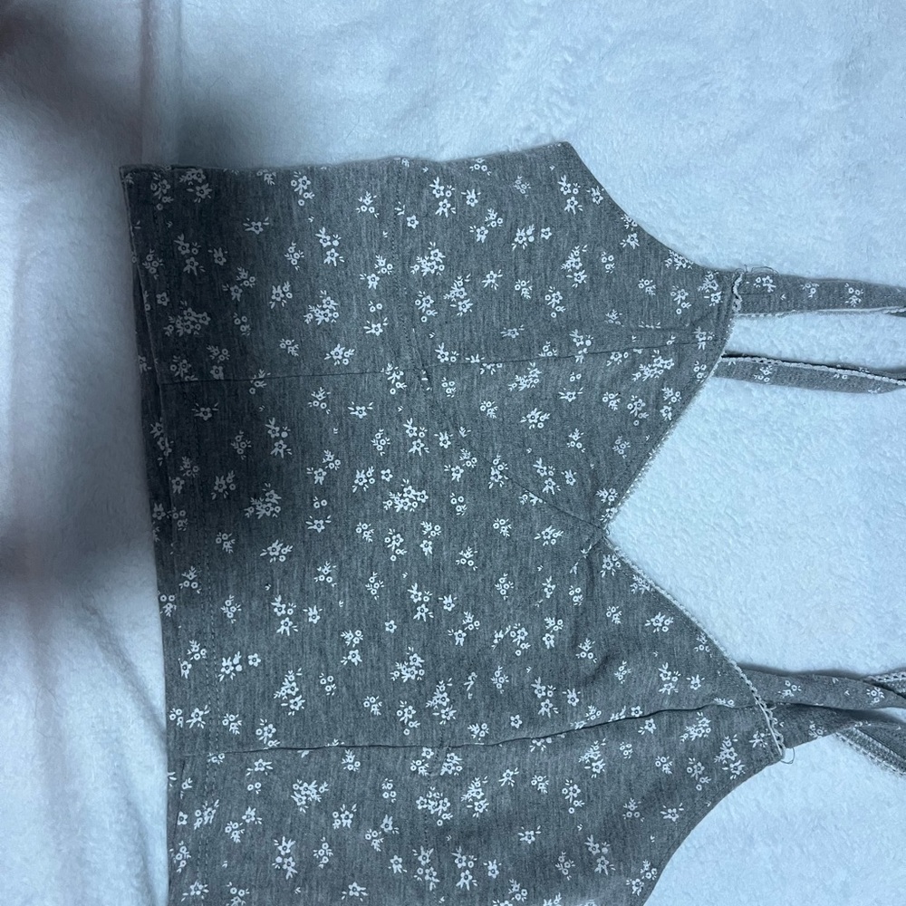 forever 21 floral grey and white tank